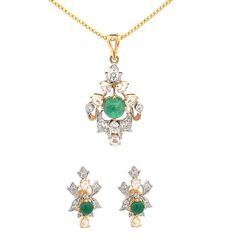 Emerald and Diamond Pendant Set in Yellow Gold